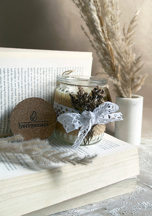 Vintage Memories - Old Books Scented Candle